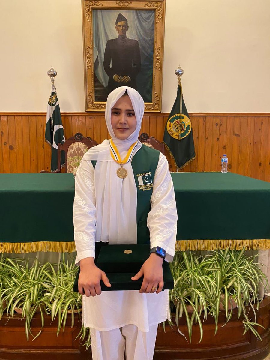 پاکستانی کراٹے پلیئر نرگس ہزارہ کو بھی سول ایوارڈ سے نوازا گیا
نرگس ہزارہ کو کوئٹہ میں ایوارڈز دیا گیا