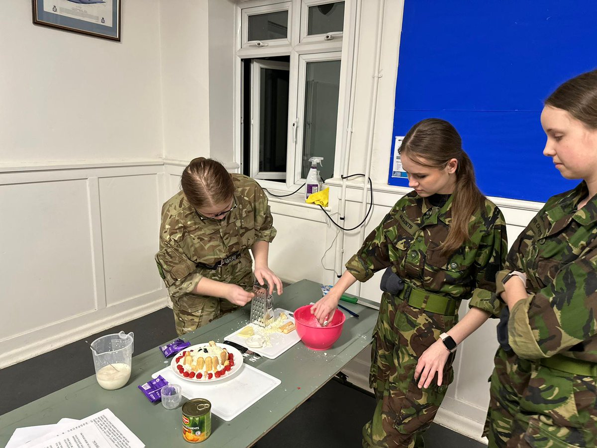 2417AirCadets's tweet photo. Plenty of supervised handwashing started the evening and every time a cadet retrieved their phone to take pictures, they’d be whisked off to wash their hands again.

3/4 https://t.co/10XIX2WPbQ