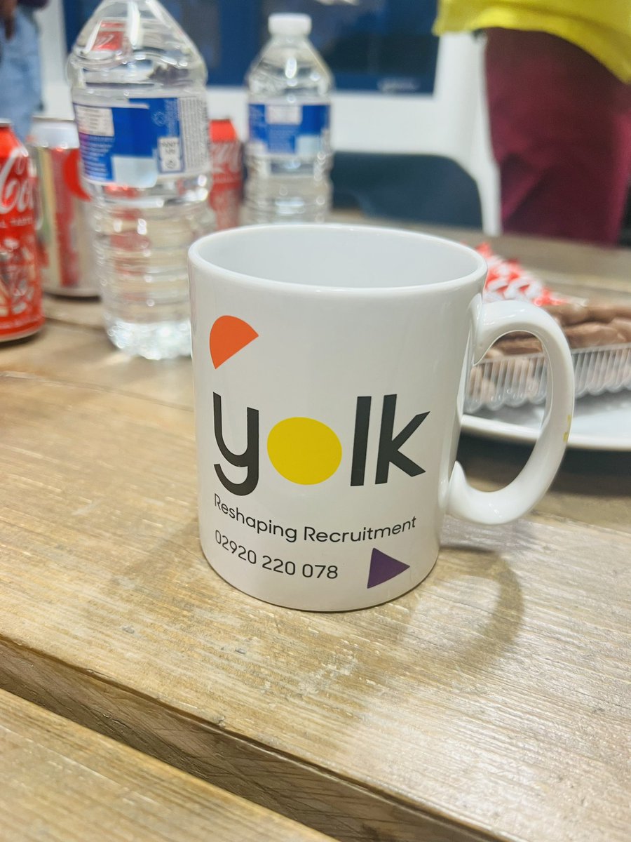 On behalf of the @CardiffLawSoc B.A.M.E & Friends sub-committee, we would like to thank everyone who attended our coffee meeting yesterday. We had a great turn out, with meaningful and insightful discussions. We would also like to thank @Yolk_Recruit for being lovely hosts 🤗
