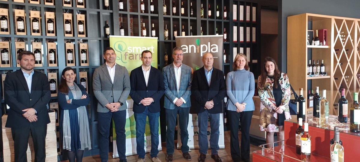 innovplantpro's tweet photo. O #InPP e a #ANIPLA assinaram a 20 Março um 𝗽𝗿𝗼𝘁𝗼𝗰𝗼𝗹𝗼 𝗱𝗲 𝗰𝗼𝗼𝗽𝗲𝗿𝗮𝗰̧𝗮̃𝗼, que pretende apostar na criação de sinergias que promovam a investigação e desenvolvimento de biopesticidas; a biotecnologia, a conservação do solo e a agricultura digital e de precisão.✍️ https://t.co/u35gq9WNin