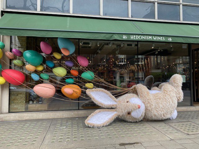 9hertfordstreet's tweet photo. We adore this Easter display at our favourite wine store, Hedonism Wines! 🐰

  📸 © Aude Gimonet

#easter #easterinlondon #easterdisplay #easterbunny #eastershopfronts #londonshops #londonshopfronts #londonwindowdisplays #hedonismwines #mayfair #london #selfcatering https://t.co/a1A5Xva2b8