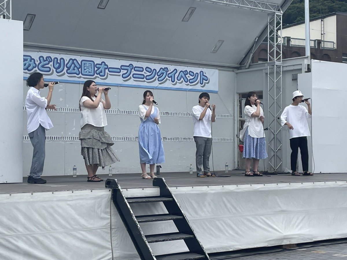 aoharu_jb's tweet photo. 【# 思い出投稿。しゅがはる編】

しゅがはるです！
3年生の夏に宮古で行われたイベントに出演させていただきました🐟

久しぶりの外部のイベントで少し緊張しましたが、楽しく歌ったのを覚えています！ https://t.co/UmFwUGDnW7