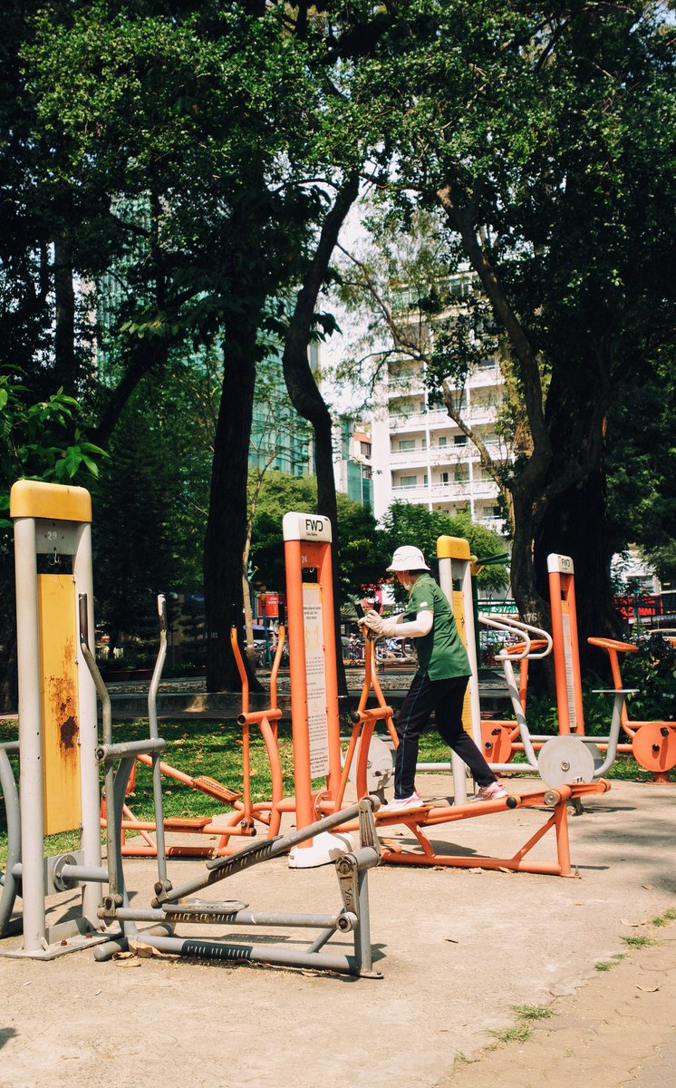 Kyn1334's tweet photo. Công viên Tao Đàn 

📸: me

Day 23.3.2023

#streetphotography #saigon
#congvientaodan #nokia808 https://t.co/P0UJxPx7DC