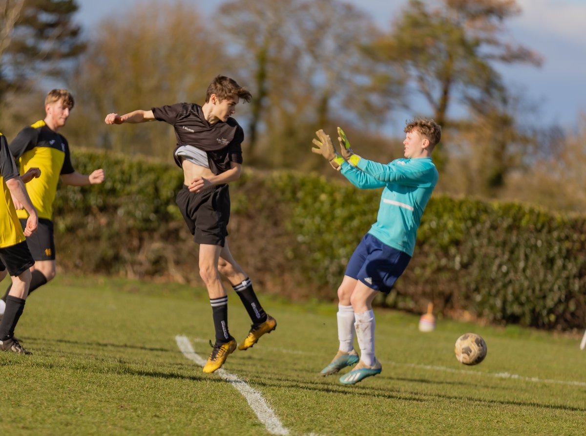 Another excellent football match for our Boys 1st XI against <a href="/PeSheringham/">SheringhamHighPE</a> ⚽️

The boys have one more game this afternoon v @mystjossport to finish a very succesful season👏

<a href="/YourSchoolGames/">School Games</a> <a href="/inspiresport/">inspiresport</a>