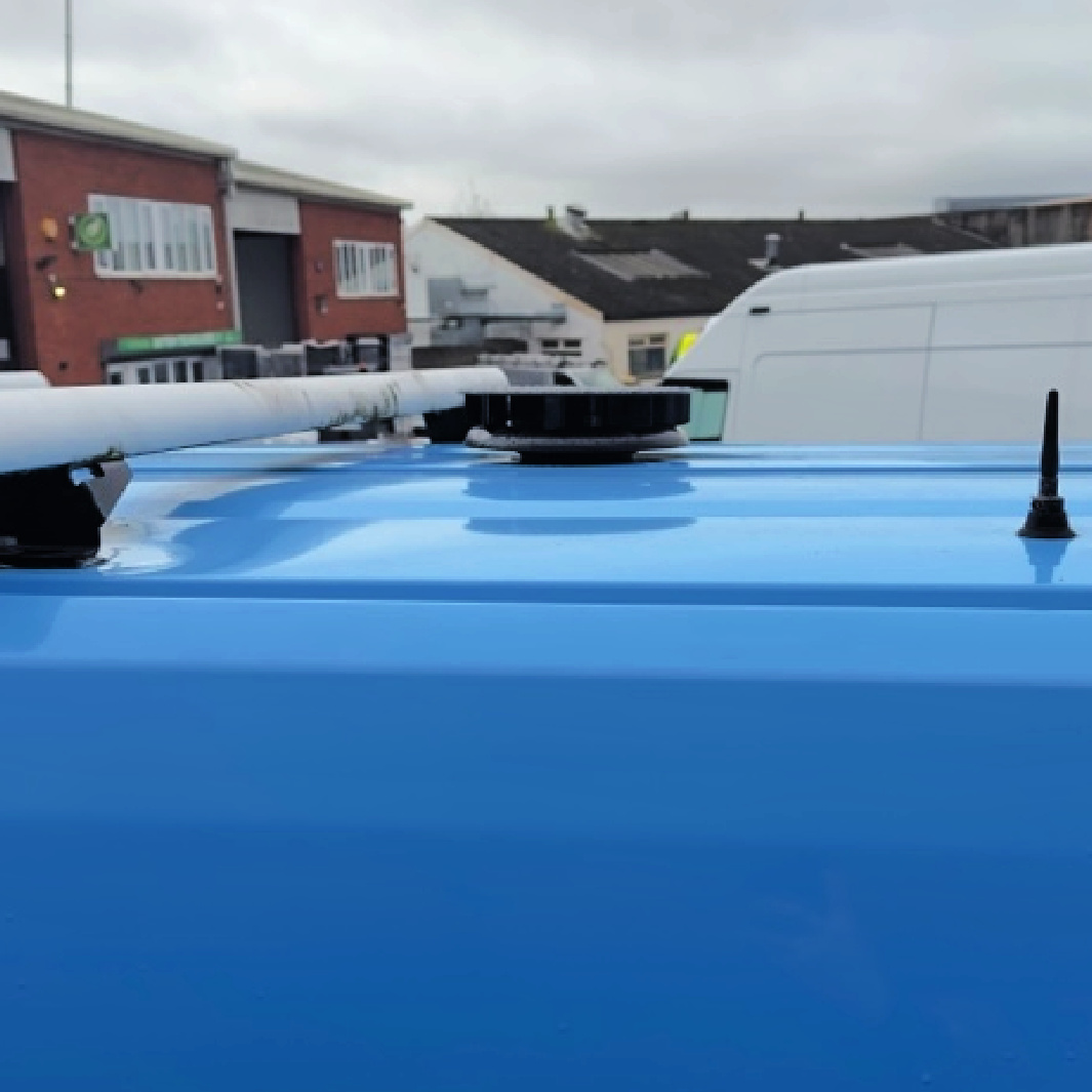 vehicleaccltd's tweet image. A Ford Custom has come in for the following to be supplied and fitted: • Speedliner in light grey, Grey poly lined rear doors &amp;amp; a roof mounted vent
Call or email us today for a FREE quote
0117 379 0279 / sales@vehicle-accessories.net
#vehicleaccessories #speedliner #speedlining