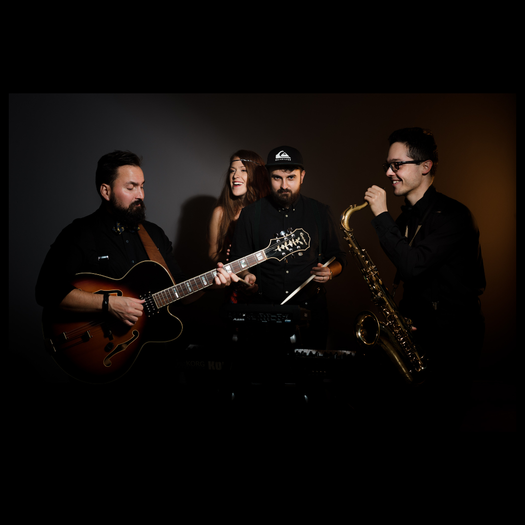 soundjungle's tweet image. Nachdem Szigeti Juli erfolgreich eine Vielzahl von Singles wie "Don't Stop" und "Feel So Happy" veröffentlicht hat, bringen sie endlich ihr Debütalbum heraus.

#ElectroSwing #NeoSwing #SzigetiJuli

soundjungle.de/szigeti-juli-w…