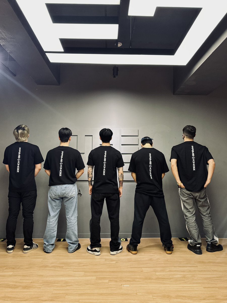 [#PRIMEKINGZ]
2023 PRIMEKINGZ FANMEETING👑
판매 종료 D-DAY💙

❗공연일시: 2023.04.08(토) 2:00PM / 6:30PM
❗공연장소: 슈피겐홀
❗펀딩기간: ~ 2023.03.23.11:59PM (KST)
❗펀딩사이트: spigen.co.kr/shop/shopdetai…

우리 재밌게 놀아요😀

#프라임킹즈 #PRIMETIME #페스티버 #FESTIVER