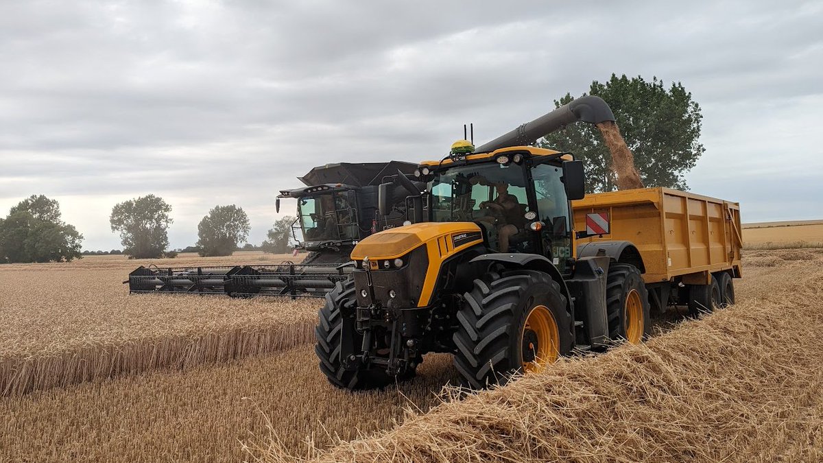 Herts Farmers Machinery Club tweet media