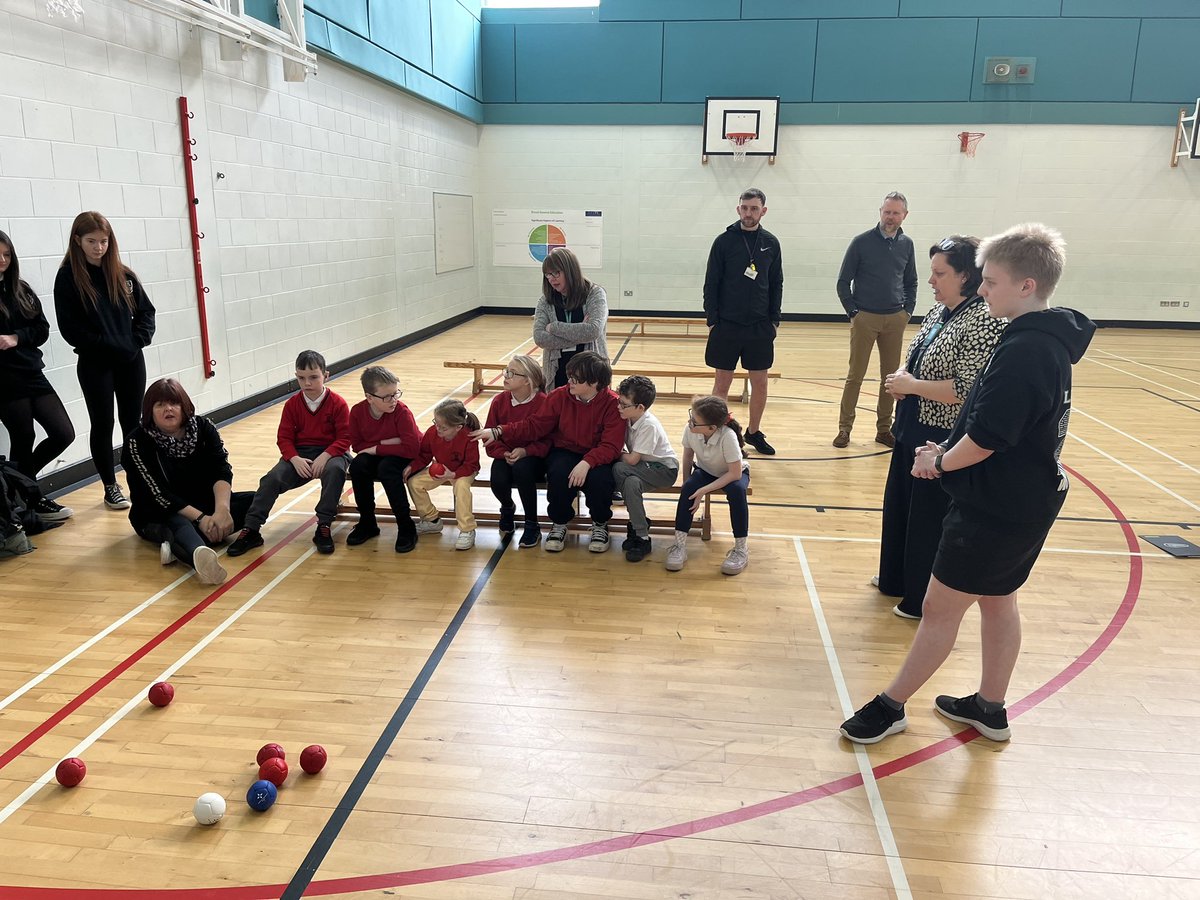 ActiveSchoolsIC's tweet photo. BOCCIA |
we are delighted to welcome over 30 pupils to our come and try BOCCIA festival this morning at @ClydeviewPE massive thank you to the sports leaders and legacy leaders who are facilitating the session.
#BeActiveBeWell
#ChanginglivesThroughSport https://t.co/nDndd9wroG