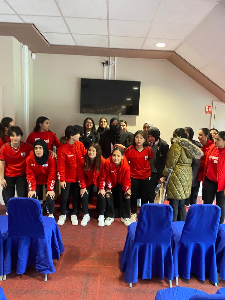 connect_tha's tweet photo. A privilege to listen to the inspirational and humbling presentation from @khalida_popal and the Afghan Girls Football Team as part of @Calderdale Prevent workshops. Our students really appreciated it. Thanks also to @WestYorksPolice @ArekOfficial and all involved. #Community https://t.co/QJu9dhl9MG