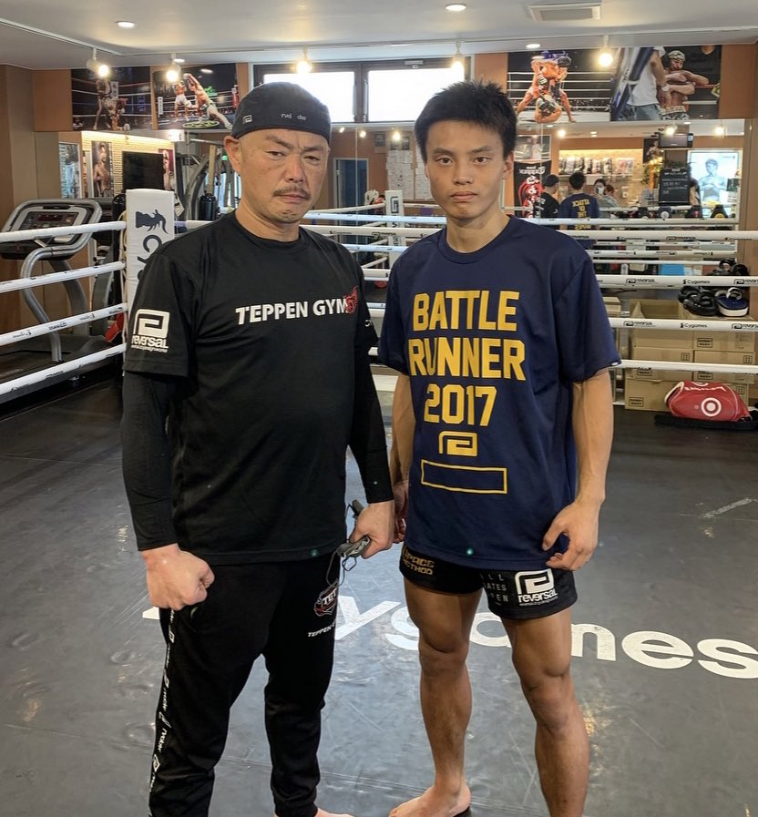 最後の調整を会長にやっていただきジムでの練習はおわり！
試合近づいてきて研ぎ澄まされていくこの感覚
今回もええ仕上がり！！