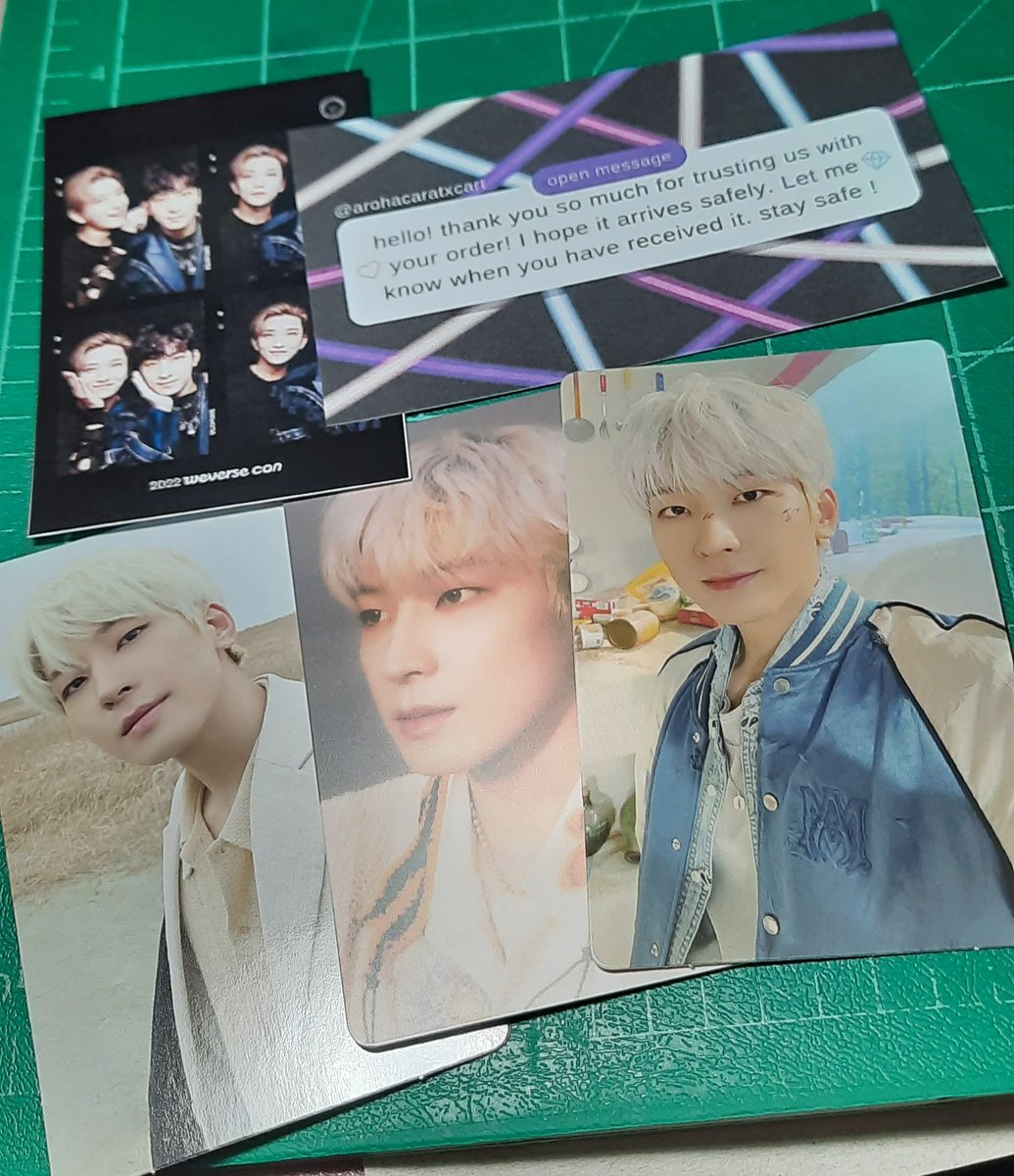 SHUJIC4RT's tweet photo. #slengmail~`☆

Tysm @arohacaratxcart for securely packing my wonwoo fts carat ver pcs!! ♡♡ always good transacting w u! https://t.co/zcpzthdXcM