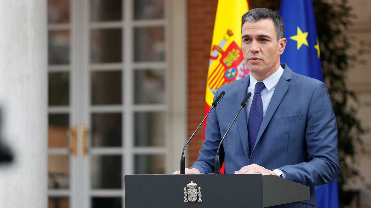 Encuestando's tweet photo. 📊 Ponle nota al Gobierno de Pedro Sánchez

🔃 SUSPENSO
♥️ APROBADO https://t.co/NSqLLDoWhB