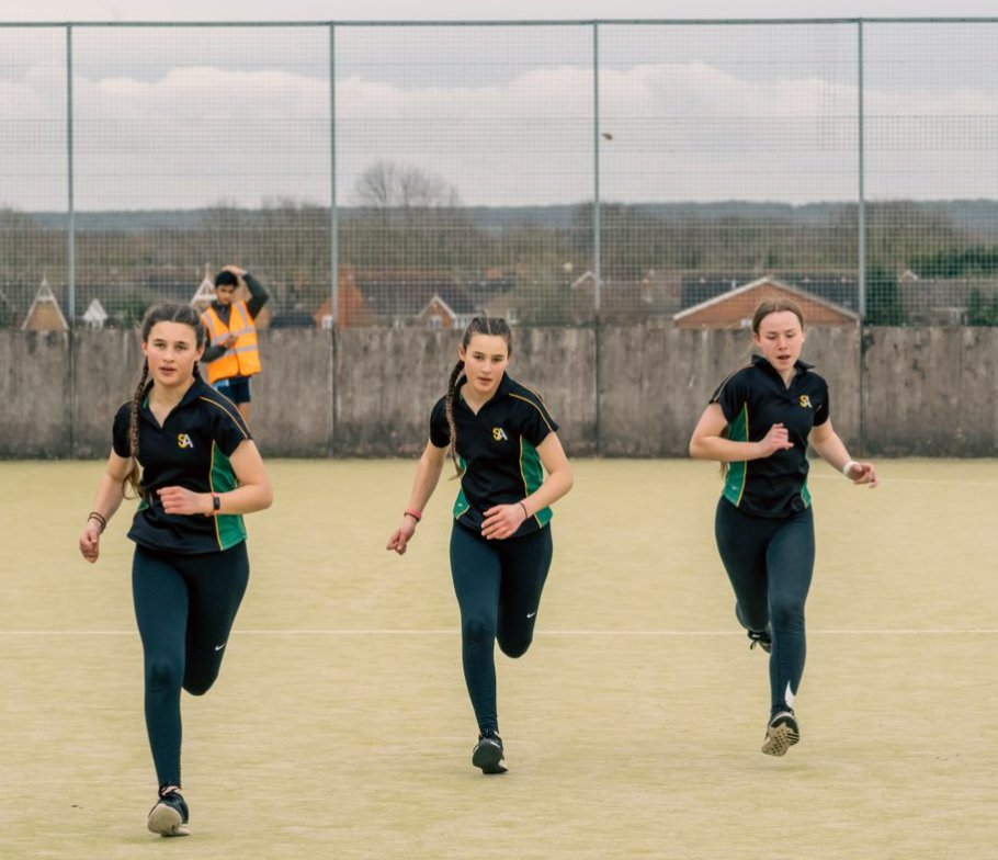 SharnbrookAca's tweet photo. Congratulations to Millie, Libby and Tilly who won the RX class at the first Meridian Trust Fitness Games last night.  They had to complete 3 timed fitness challenges and they dominated from the start!!!! 💪
#ExcellenceforAll #teamsharnbrook https://t.co/tpwWbCMSzv