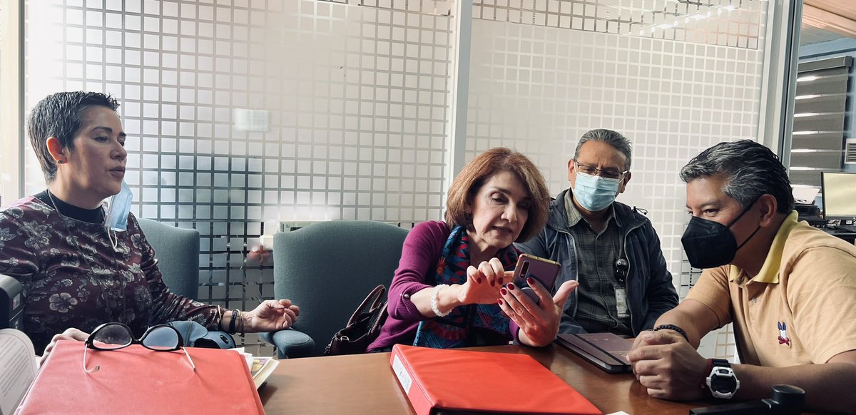 #FEDESSPentuSindicato

En el #INP con el #CES del <a href="/tin_ped/">SUnTINPed</a> y su Líder <a href="/gace11a/">gace11a líc. lմcíα ѵάzզմҽz ตαɾԵí́ղҽz</a> 
Voluntad y compromiso, en dar la mejor orientación a los Trabajadores.
Gracias al Lic. Fernando Palafox, encargado de la Dirección de Administración y Desarrollo de Personal. 

#PresidenciaColegiadaN4