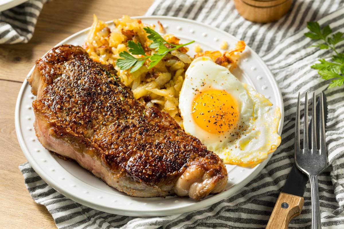 RecipeBooksCom's tweet image. Comment below👇 if you are a Steak &amp;amp; Eggs Lover😋🥩✈️🏠 SteaksDelivered.com

#steakandeggs #steaklover #steakdelivered #steak
