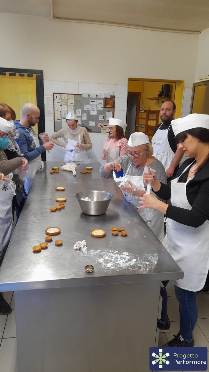 PPerFormare's tweet photo. Terza edizione del corso pratico di pasticceria a San Genesio Ed Uniti (PV).
#sangenesioeduniti #pavia #lombardia #formazione #pasticceria #corsodipasticceria #progettoperformare #performare https://t.co/jr4voB3c2l