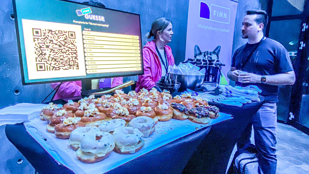 AppriseConf's tweet photo. 🍩🍦📱😍 Need some tech treats to satisfy your cravings? Check out our partner booths for fancy donuts, cool gadgets, and even a debugging Viking duck! Plus, who doesn't love a cutie tiger plush? 🐯 #AppriseConf #PartnershipGoals https://t.co/C0yIjUAcdC