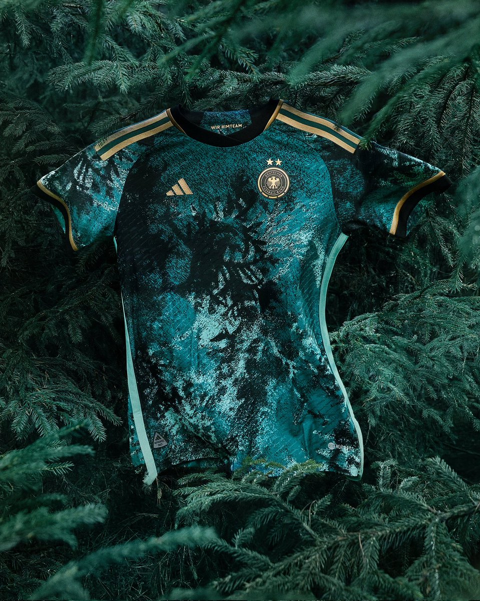 _BeFootball's tweet photo. Adidas a dévoilé aujourd'hui les maillots de plusieurs sélections féminines !

Que des bangers 🤩 https://t.co/XyO9YIUqsK