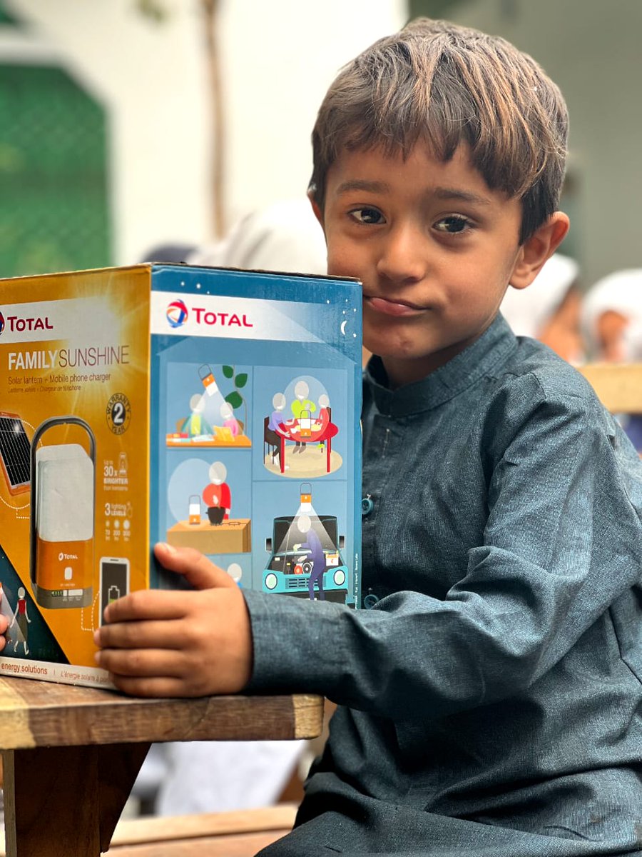 MAAZkha72113371's tweet photo. Children living in homes with picoPVs study longer than their peers. We're delighted that
TOTAL PARCO Pakistan helped us in this trial time & donated thousands of solar lanterns
#TOTAL_RayOfHope) to our MSF's schools students in flood-affected areas across Pak.
#TTPLRAYOFHOPE https://t.co/JCawzusPzP
