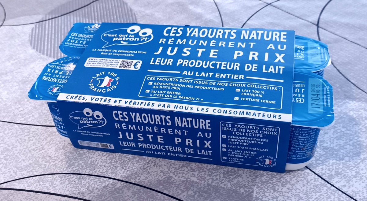 JPhilippebrun's tweet photo. [#Ess - Signaler] 👍 Merci à l'hyper @Leclerc de #Lagord (17) d'avoir #réferencé et mis en bonne place les excellents #yaourts nature au lait entier 100% 🇨🇵 de la #Scic @C_qui_le_Patron ! 😉 #SoutienAuxProducteurs #ConsommAction cc @les_scop @EquitableFrance @NicoChabanne ⤵️ https://t.co/FS5bcxjdnc