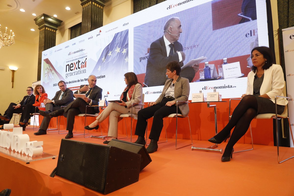 elEconomistaes's tweet photo. MESA 1 |🔶Hablamos sobre el Kit Digital, inversiones Greenfield, transformación digital, cómo abordar la autonomía estratégica y claves para una mayor industrialización de la economía española
https://t.co/s2PXMvarIv
#NextGenerationeE https://t.co/RmDWOZBq8l