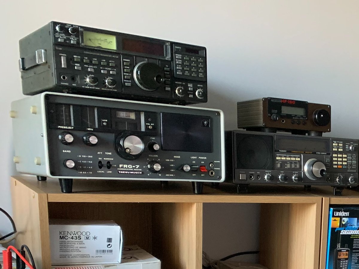 G3PIA's tweet photo. IMPORTANT ANNOUNCEMENT! The next HARS net starts Friday evening at 20:30 UK time (20:30 UTC) on Top Band 1.846 MHz, then at approx. 21:00 UK time we QSY to 80m 3.710 MHz. Note frequencies vary +/- QRM. Call in or tweet signal reports! @g3pia #hamradio📻♣️🎙️📡🔊🇬🇧🌍🌏🌎⚡️⚡️⚡️ https://t.co/xOYXq1HKqf