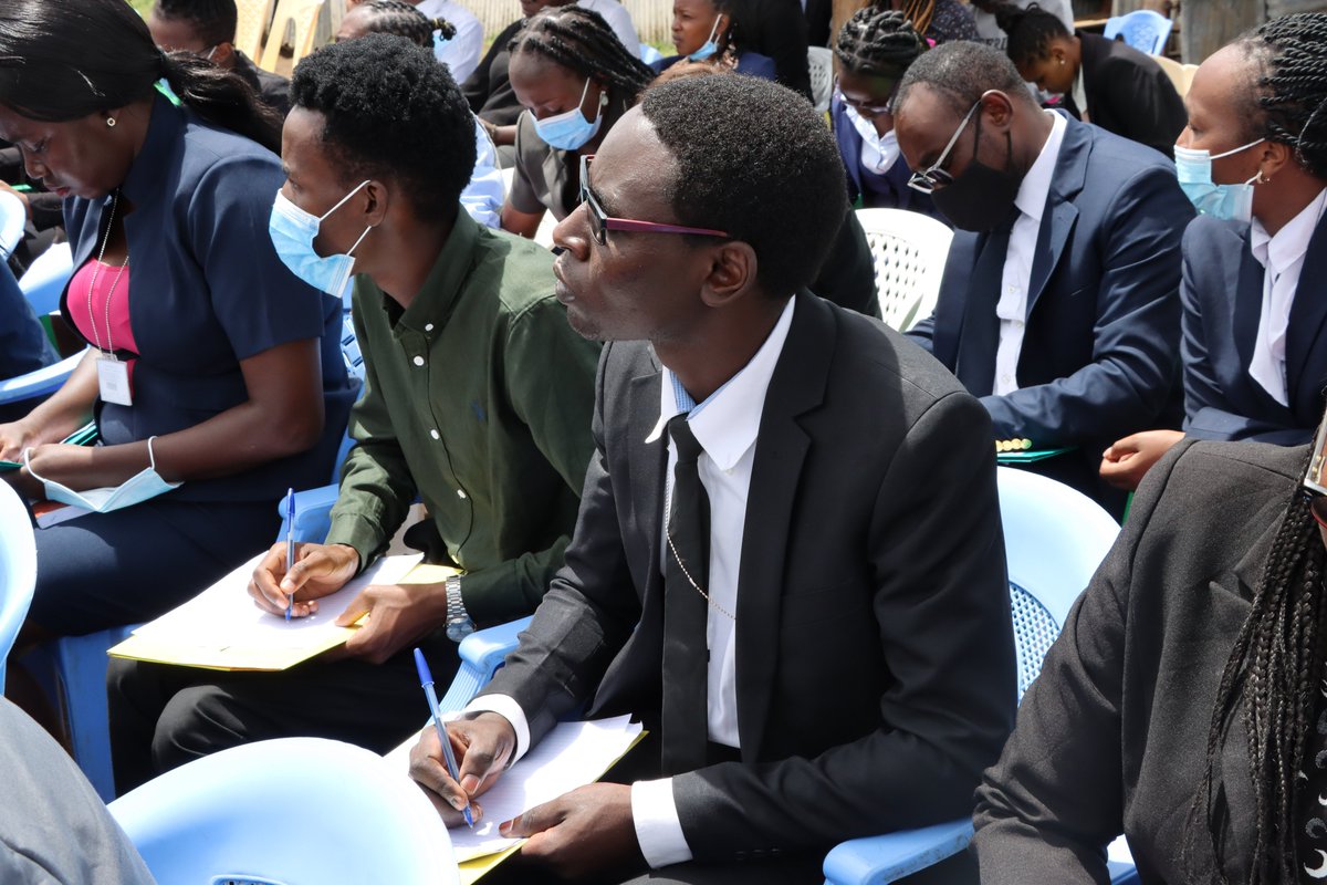 SchoolofLawKE's tweet photo. Last Saturday our ATP students visited the Nakuru GK Prison. They offered free legal advice to the inmates with the help of Ms. Anastasia Otieno a Principal lecturer at the School.
#Legalaidservices
#KSLStudents
#KSLTeam
#accesstojustice
#prisonvisit https://t.co/NHcjisWV7y