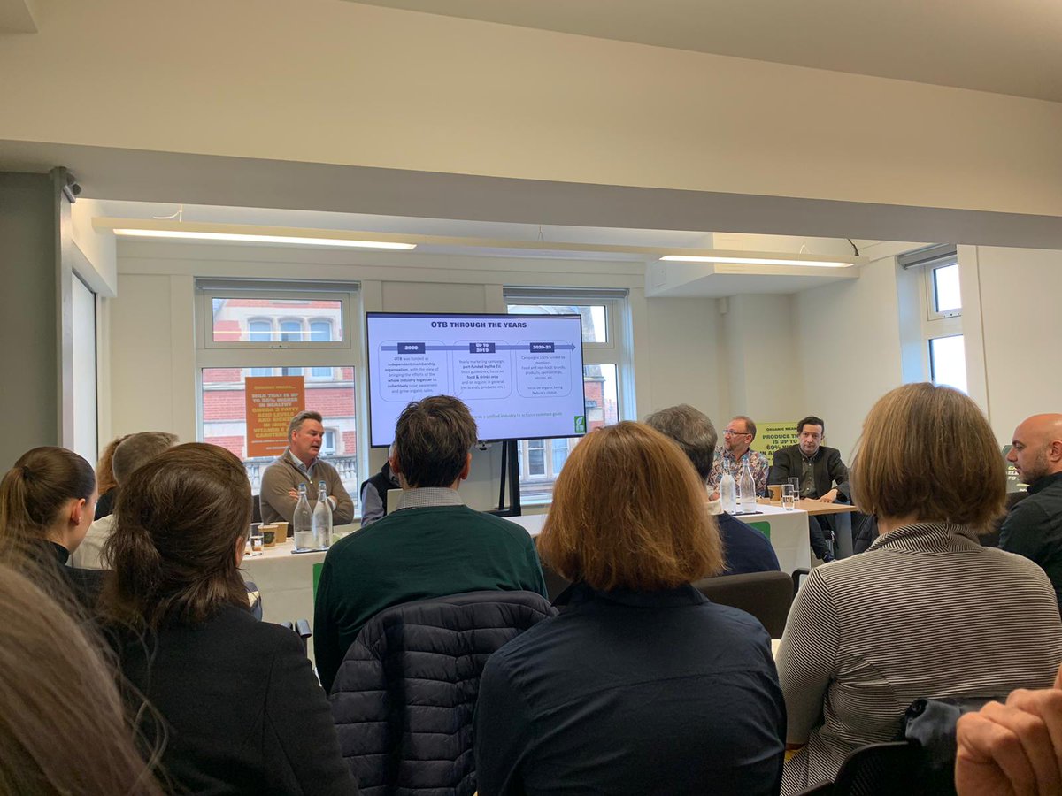 GreenvaleAP tweet media