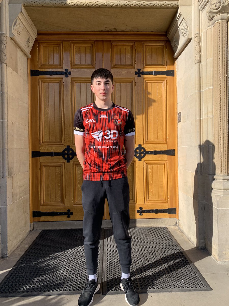 Best of luck to our @SaintEunans #MacRoryCup Vice Captain Noah Barrett who has made it through to the Final Trial @QueensGAA today for the @ulsterschools All Stars. Noah is also a member of the @officialdonegal U20 Football Panel. ⚫️🔴🏰⚫️🔴🏰 #TheCollege 🌟 💫