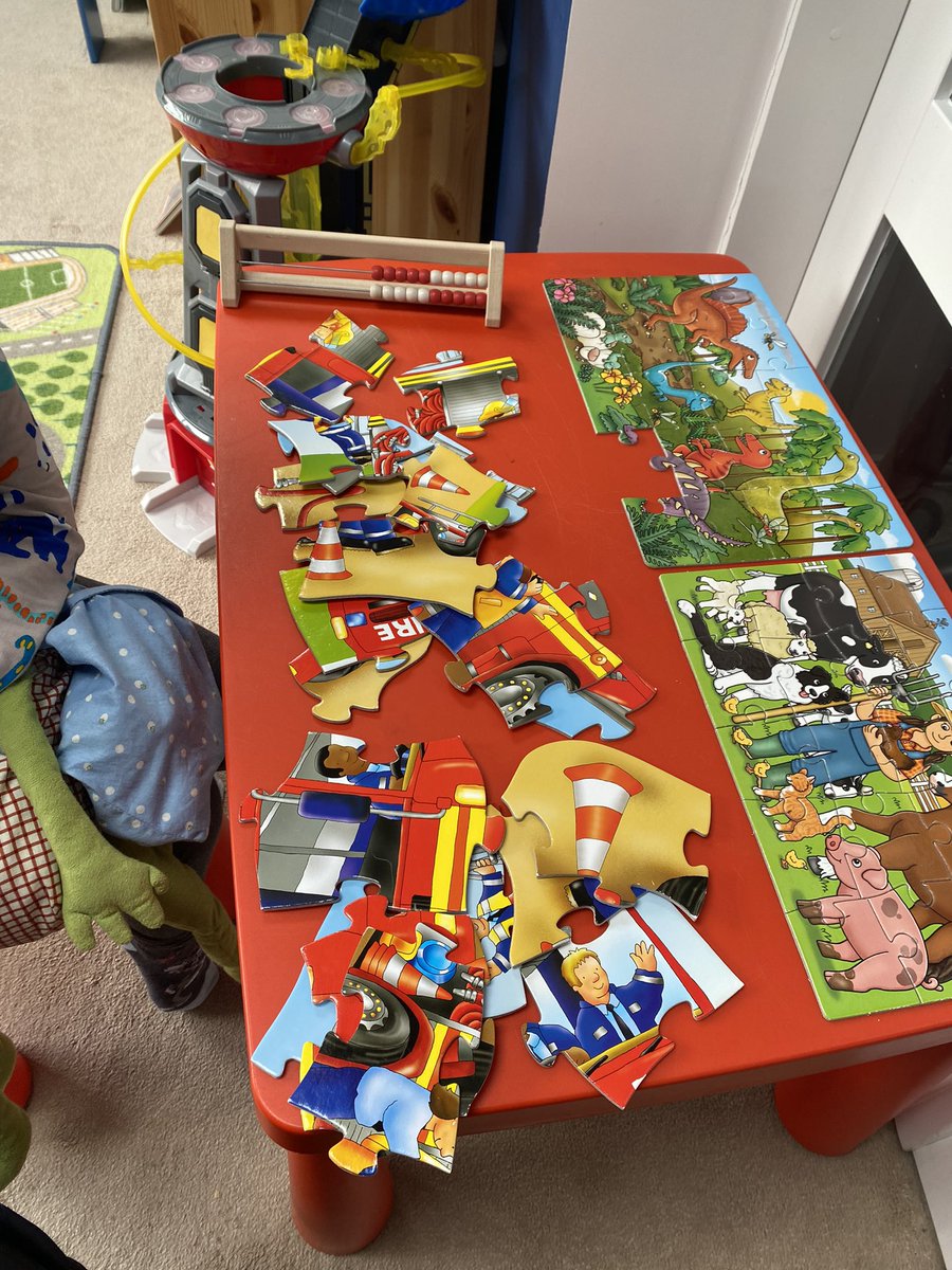 petittmr's tweet photo. My mother-in-law bought my children loads of jigsaws because she likes jigsaws.
I never saw the value in them until I started to research #SpacialReasoning. Now I see them in a whole new light.
Especially the rotation of the pieces & visualising the finished piece. #EY #maths https://t.co/vyiVxKd62v