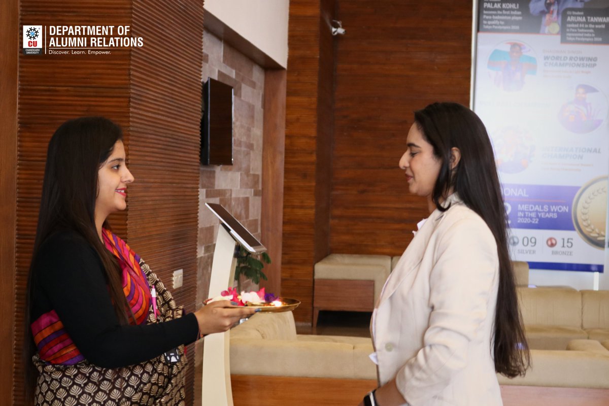 Alumni_CUAA's tweet photo. On 17th March, 2023, we created history by conducting 48 Interactive Sessions at 48 different Venues graced by 48 Alumni from each respective Academic Department of the university concurrently.
Sharing few glimpses from the Mega-Event!!
#udayekanubhav #megaevent #symposium https://t.co/iTSlaN1YKR