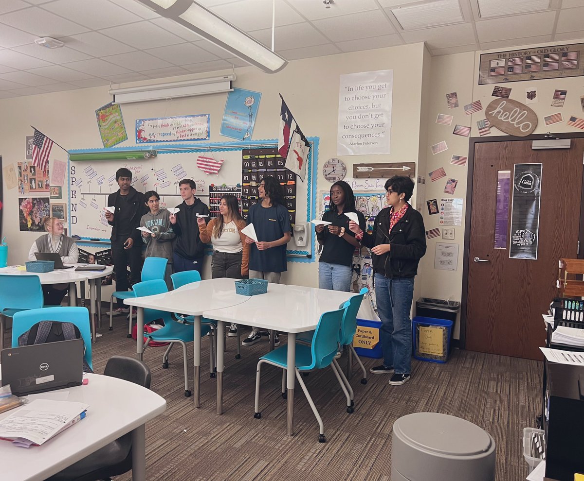 Vanley_AmStud's tweet photo. Our brain break today consisted of building a paper airplane to see which group could fly it the farthest! @IHSFrisco #thisisHIME #FISDmadetoshine @FISDAdvAcad https://t.co/NTgFsliERg
