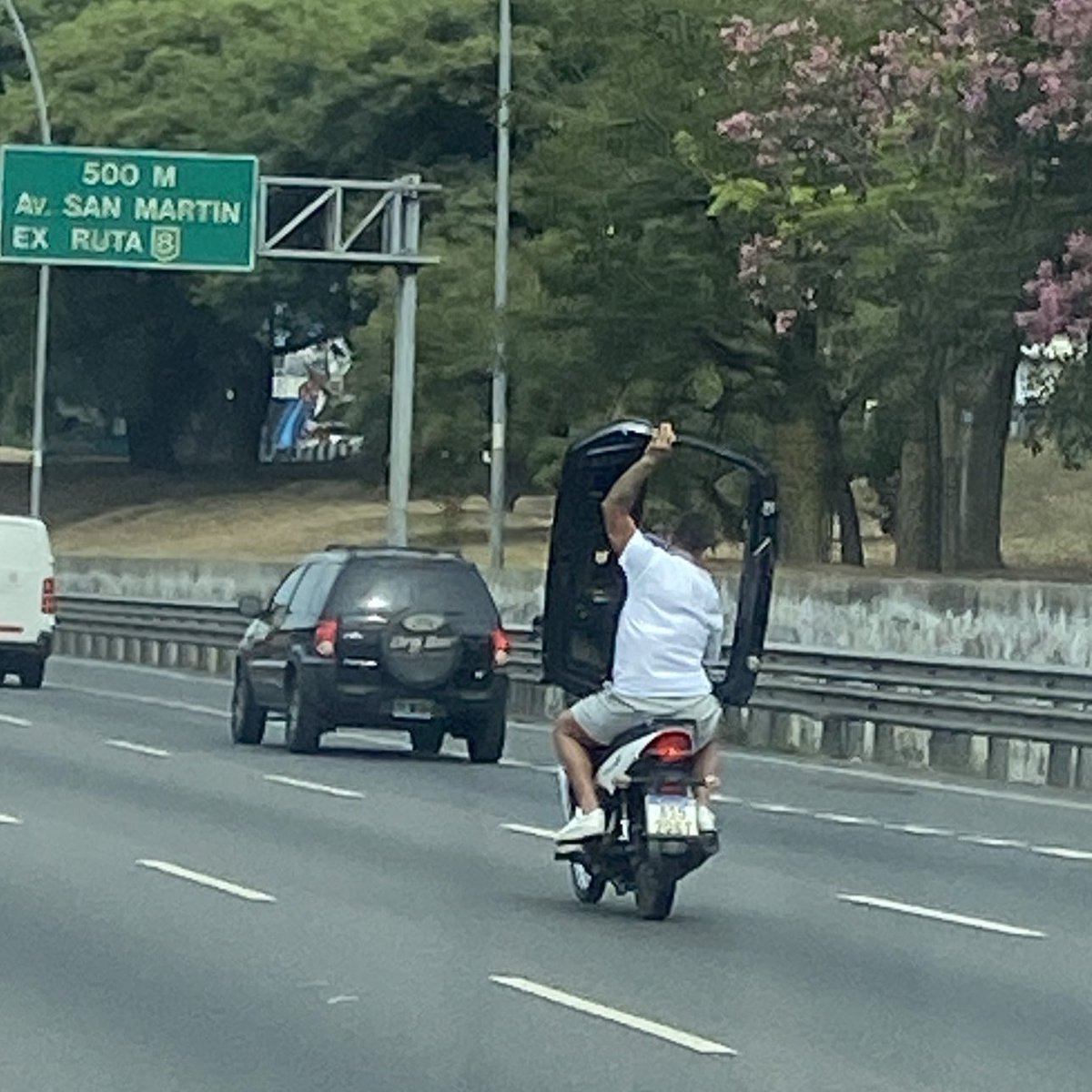 Jota Leonetti | Transito 🚘 tweet media