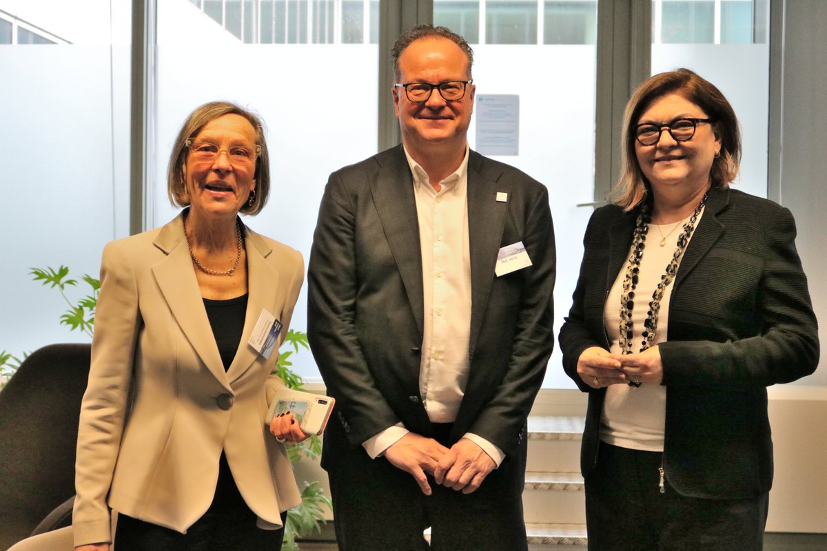 Strong support from <a href="/AdinaValean/">Adina Valean</a> for inland waterway transport at Platina 3 final event.⚓️

An important enabler of 🇪🇺🇺🇦 #SolidarityLanes. 

Our objectives: shift more cargo via 🇪🇺 rivers; back the transition to zero-emission vessels by 2050. #EUGreenDeal