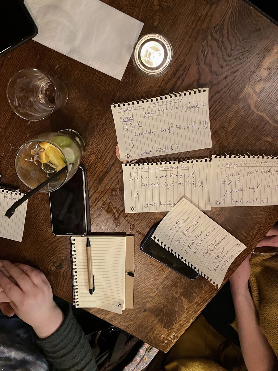 CodebarBrighton's tweet image. We were back at @mpbcom for this week's workshop, as part of @WeSpringForward Festival – thanks very much to them for hosting us 🙌🍕
The code chat carried on to the pub afterwards, with an impromptu lesson on JavaScript functions! 👏