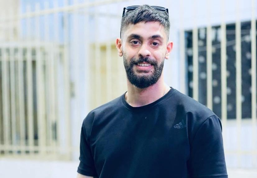 PDeepDive's tweet photo. 🚨BREAKING🚨| "A 25-year-old Palestinian man identified as Amir Imar Abu Khadijeh was shot and killed this morning during an Israeli army raid and siege of his house in the village of Izbat Shoufa"
Article from @WAFANewsEnglish
https://t.co/ZWkTm5Up5S https://t.co/t5UxFBCDxP