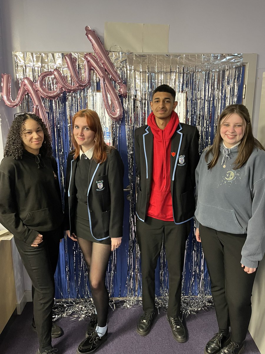 SmithycroftDYW's tweet photo. ConGRADulations to our Career Ready graduates today π¨π½βππ©πΌβπ #scotgrad23 @CareerReadyUK @kellyanneFARE @smithycroft282 https://t.co/t8z4RWlJLP