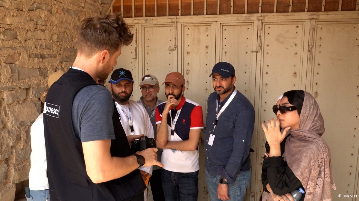elounasso's tweet photo. The @UNESCO #DiveIntoHeritage project funded by 
@mocsaudi_en empowered 33 heritage professionals at a workshop in Oman in collaboration with 
@ARCWH #GUtech/UNESCO Chair for #WorldHeritage + Sustainable Tourism to create high-res 3D models of World Heritage in the Arab States 🌍 https://t.co/QgfA8PA0wC