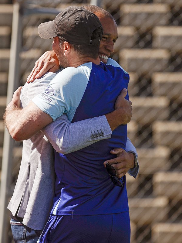 Diego Pablo Simeone (@simeone) on Twitter photo Gracias por tu compromiso y por tu trabajo siempre. 
Feliz de recibir tu visita, <a href="/miranda023/">Miranda</a>. Gracias por tu compromiso y por tu trabajo siempre. 
Feliz de recibir tu visita, <a href="/miranda023/">Miranda</a>.