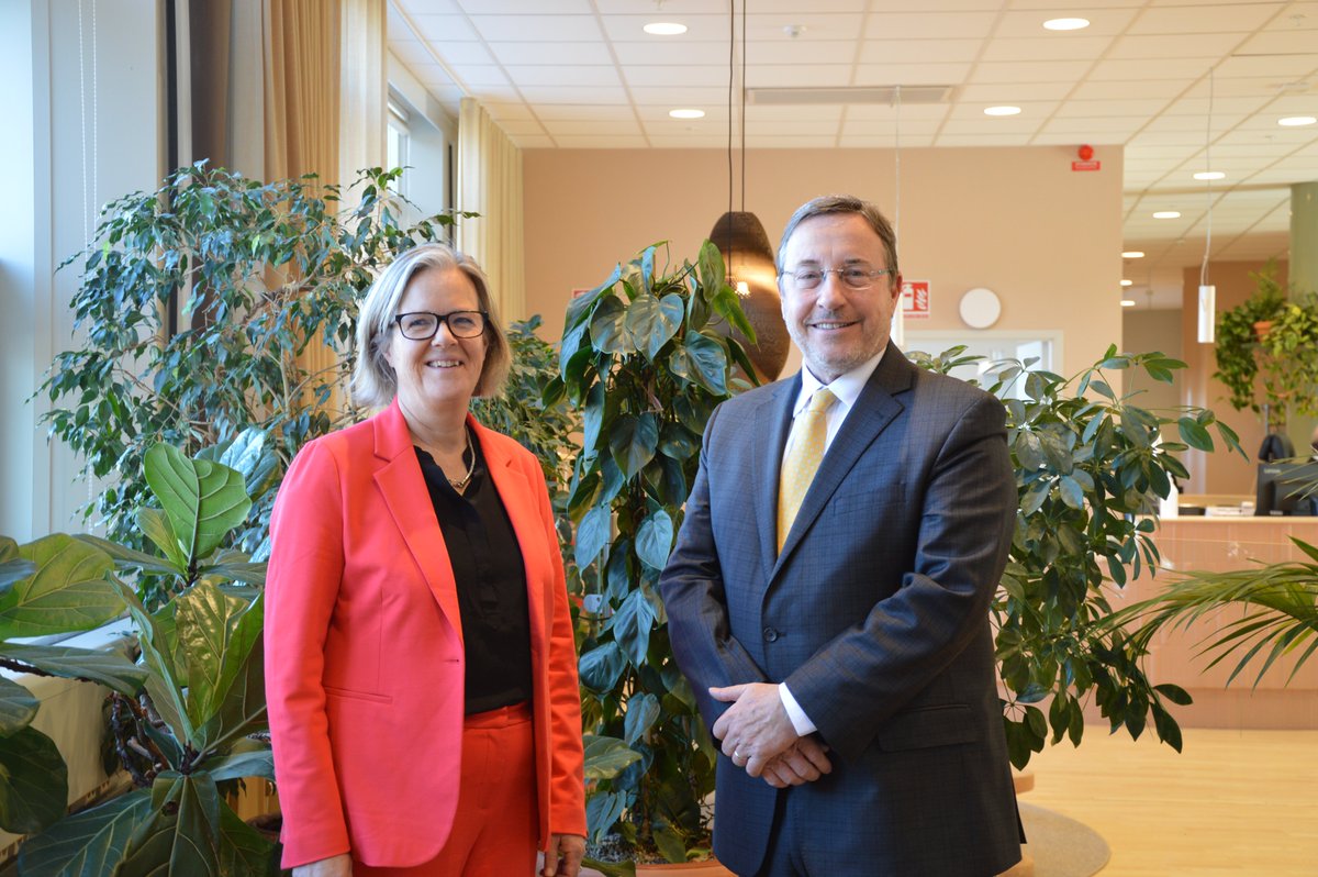 Idag öppningstalade <a href="/UNDP/">UN Development</a>:s chef <a href="/ASteiner/">Achim Steiner</a> på #Myndighetsforum – en återkommande mötesplats för ansvariga för internationellt utvecklingssamarbete på svenska myndigheter. 90 pers på Sida idag för att samverka, byta erfarenheter och lära – allt för en bättre värld. @Sidacarin