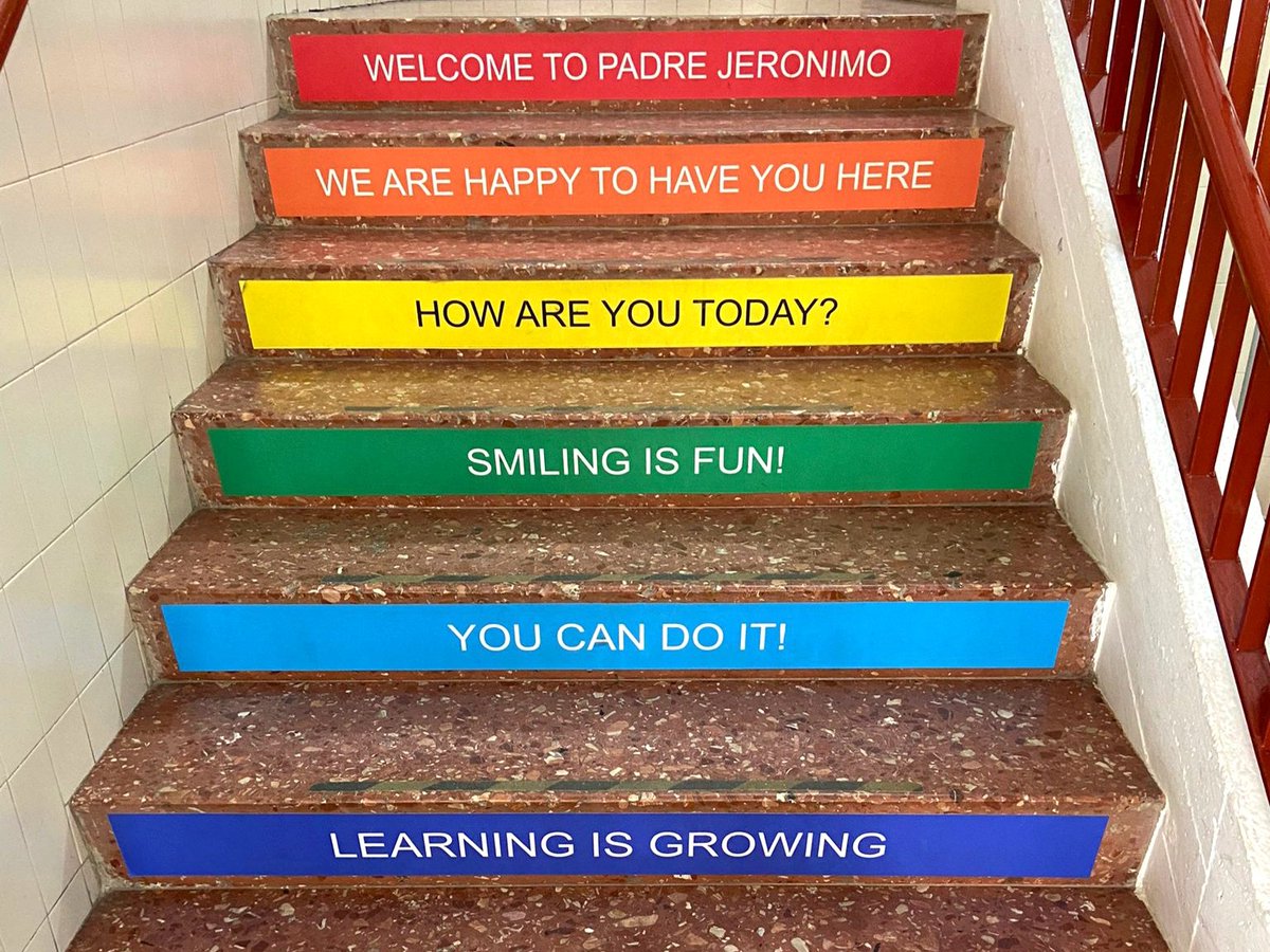 DareicV's tweet photo. #ErasmusPlus 
30 professeurs des écoles et conseillers pédagogiques du Val d'Oise en mobilité #Emile à Madrid : une formation dédiée à l'enseignement de et en langue étrangère, pour accompagner les pôles linguistiques renforcés et les projets LV ambitieux. https://t.co/vdqH4PCEZE