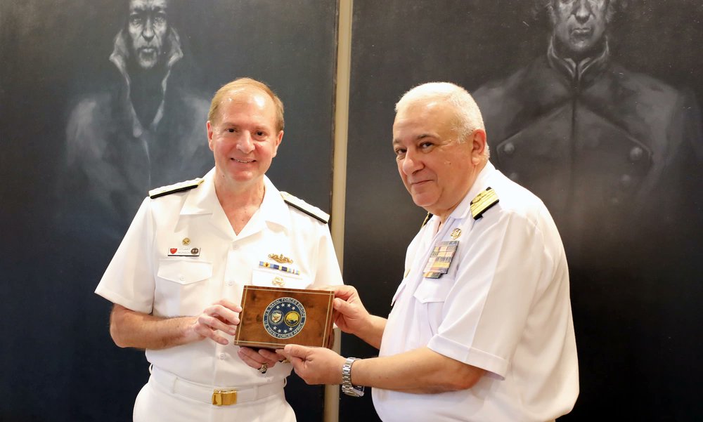 U.S. Naval Forces Europe-Africa/U.S. 6th Fleet tweet media