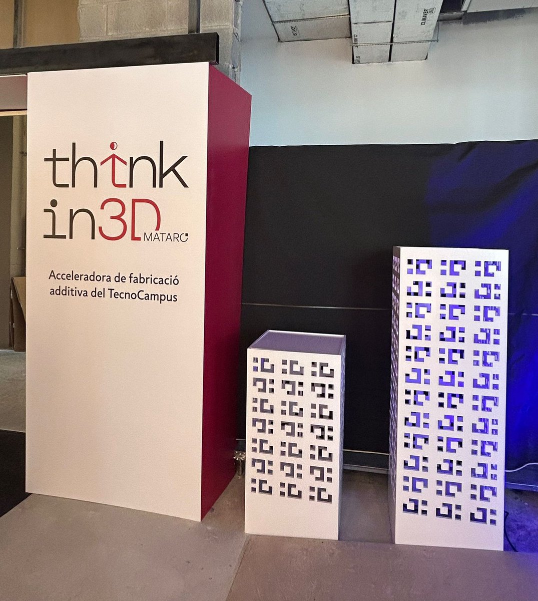 Avui inaugurem el nou espai ThinkIn 3D. Ens acompanyaran <a href="/JosepL_Checa/">Josep Lluís Checa</a>, dtor general de la Fundació TecnoCampus, José María Cabrera, dtor general de CIM UPC, Javier Collado, dtor general de Fundación Incyde, Sergi Morales, regidor d'Ocupació i l'Alcalde de Mataró <a href="/DBotePaz/">David Bote Paz</a>