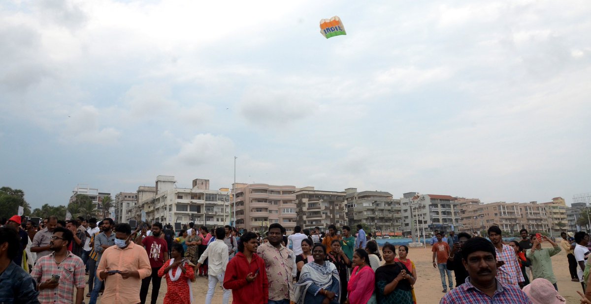 GVMC_VISAKHA's tweet photo. Kite Festival conducted as a part of G20 Vizag 2023.
#KiteFestival #FunInTheSun #FamilyFriendly #LetsGoFlyAKite #kiteflying #kitefestival #coloursinthesky #G20Summit2023 #G20India #vizag #G20Updates #g20vizag #g20Visakhapatnam
@g20org https://t.co/l9NrXxmazN