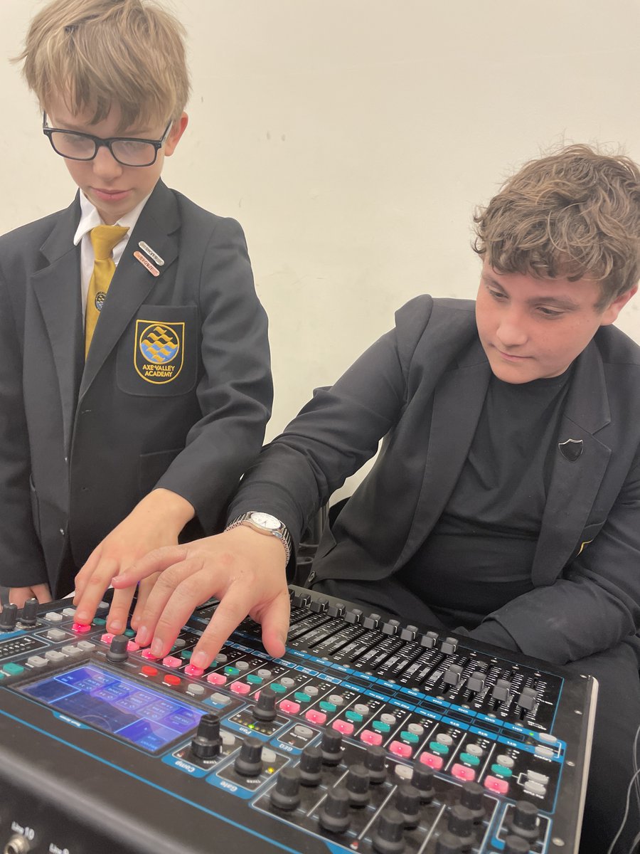 AxeAcademy's tweet photo. Our Technical Rehearsal today for our Bugsy performers is all about becoming familiar with every aspect of the production - the set, the costumes, the make-up, the props. There's still time to get your tickets #bugsymalone #TeamBugsy #weareava #smallbutmighty @AVA_CreativeArt https://t.co/VOERLj0tO7