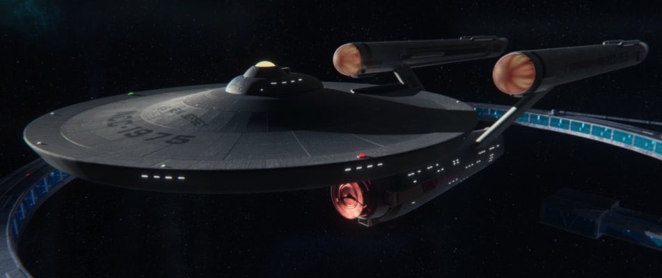 StarfleetMuseum's tweet image. The perfect moment to sit back and enjoy a stroll through Starfleet history…the USS  Voyager, USS New Jersey and the USS Defiant. This episode was a love letter to from #StarTrek to its fans. Thank you @TerryMatalas #StarfleetMuseum #StarTrekPicard #StarTrekVoyager