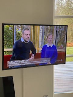 AllanBayat's tweet photo. Hornered to be on TV and talk about our translational research and how it maked a huge difference for people w. #epilepsy at the @Filadelfia_DK.
Thank you for the #MediaTraining @UCPH_BRIDGE 💪

@VidPeter
@tv2danmark

#Research #Genetics #neurotwitter #PrecisionMedicine #GoTv2Dk https://t.co/SDFrgfHIt2