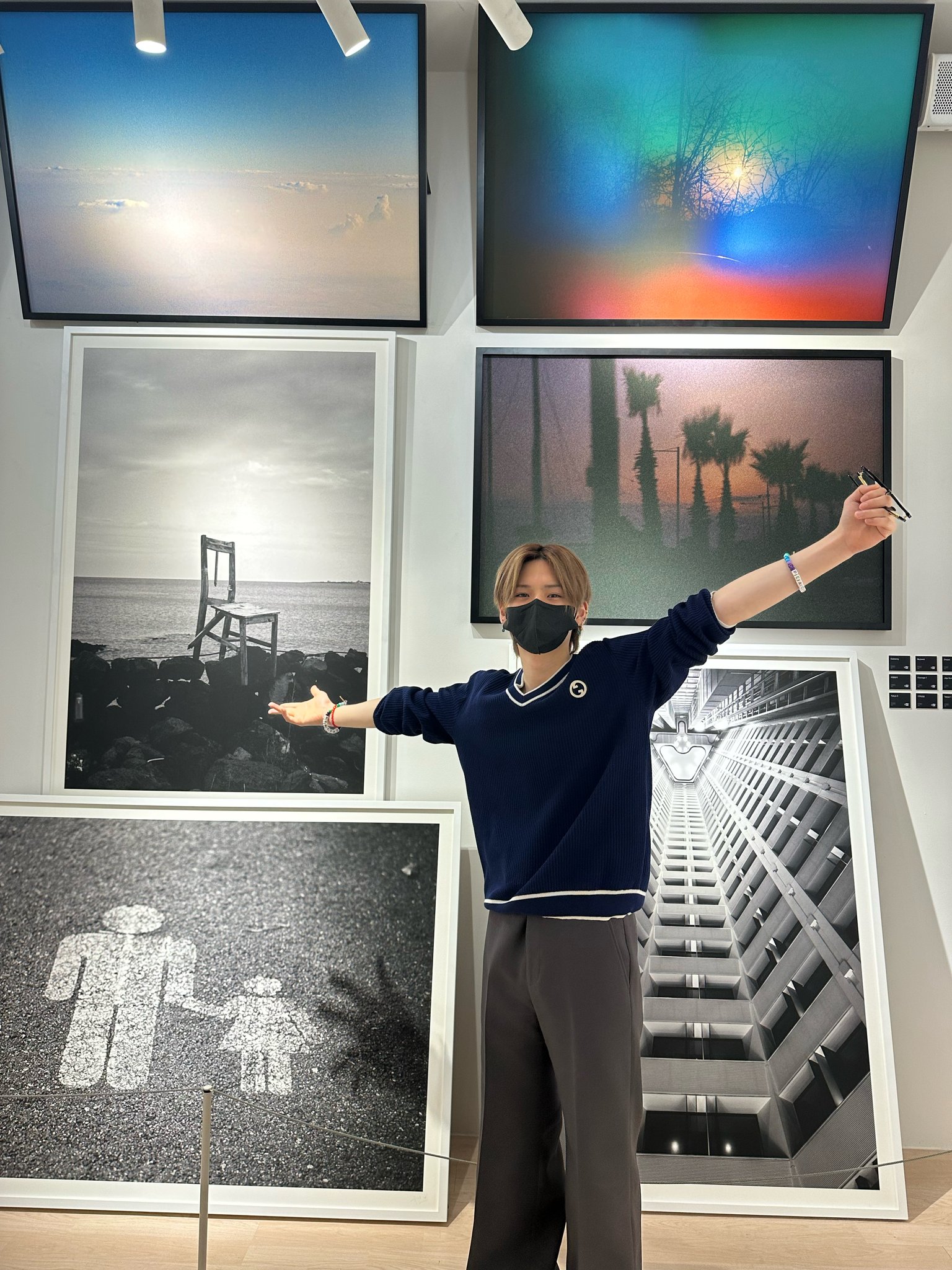 Fr5le-VWIAM2CXJ?format=jpg&name=large