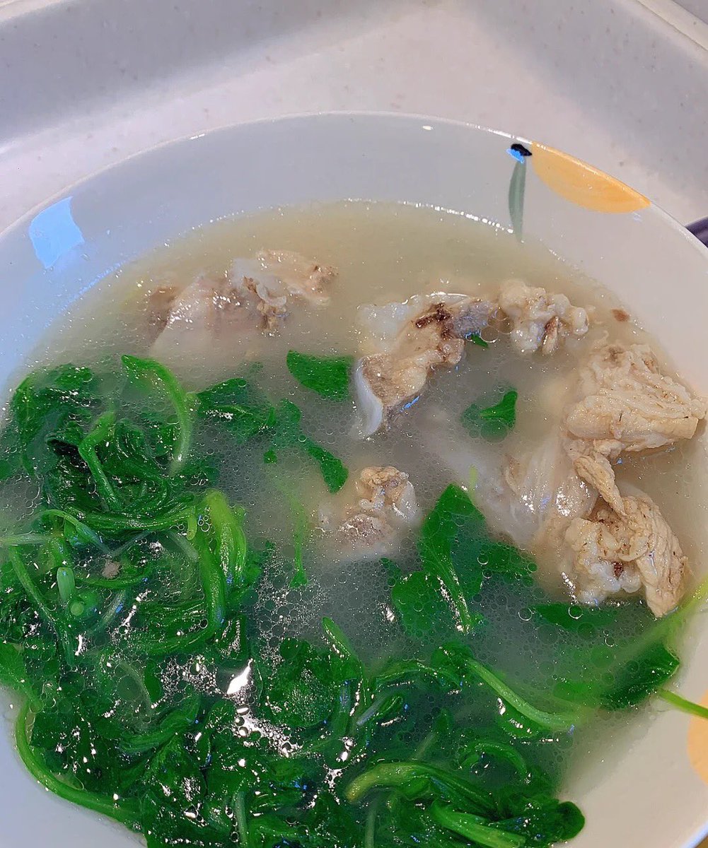 yuyan0908's tweet photo. No girl is born to like cooking, it's all time experience. Good evening, https://t.co/SPGOpAQCNt